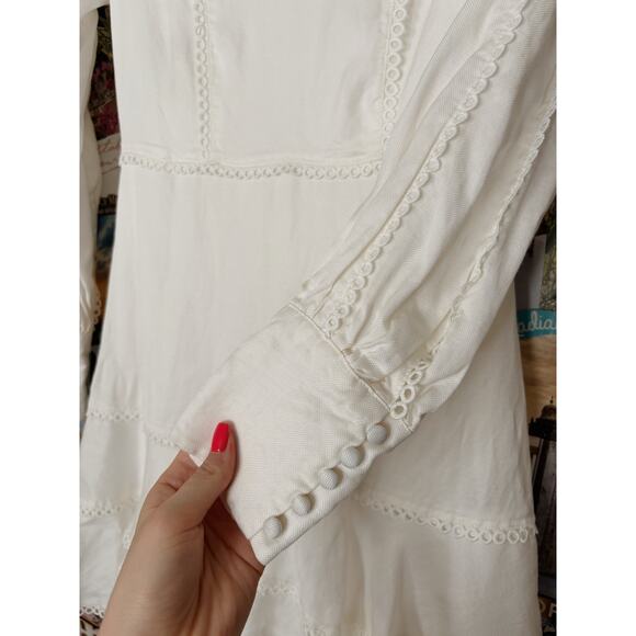 White Bardot Crochet V-Neck Mini Dress with Flounce Hem US 6 - Picture 4 of 10